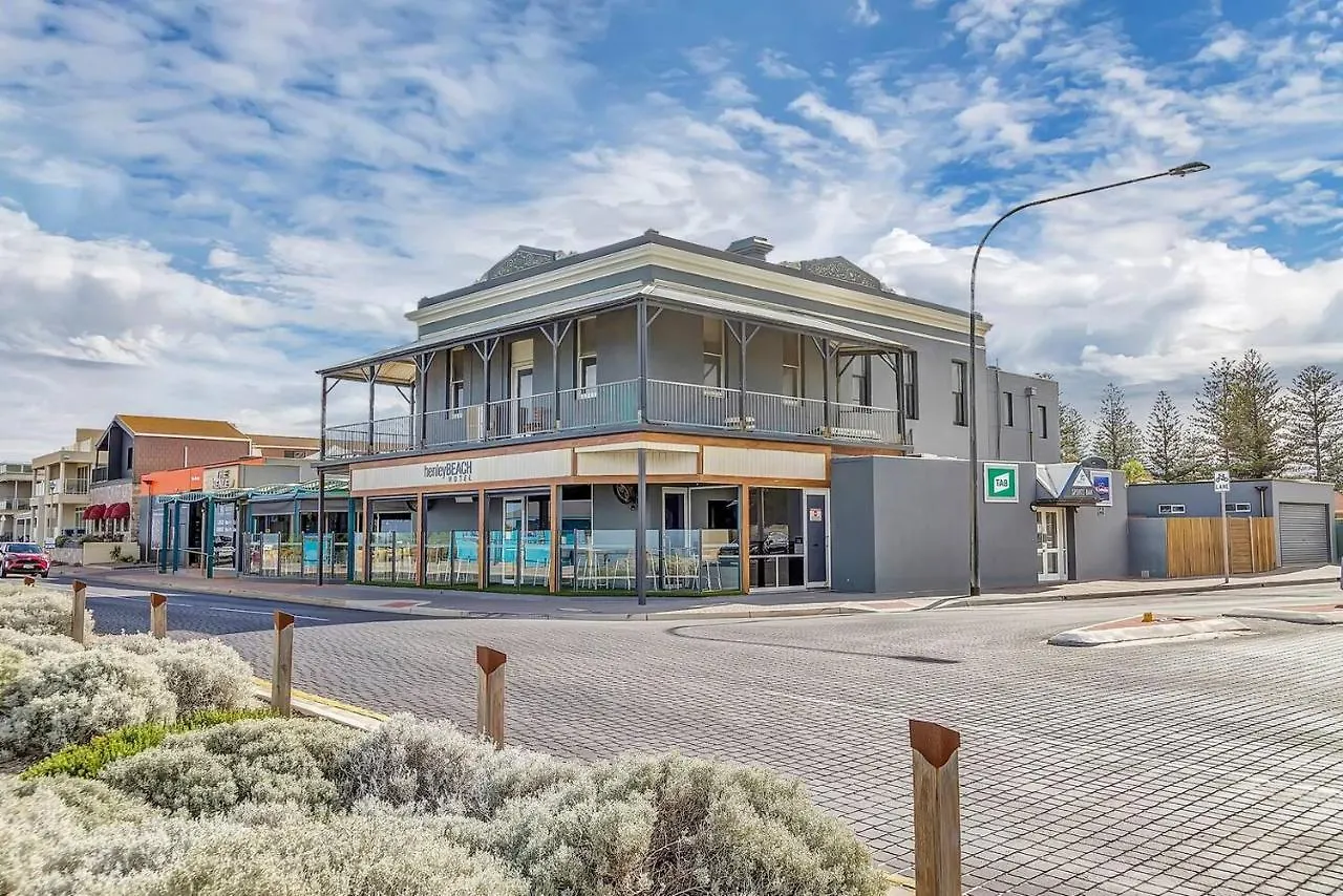 Coastal Comfort With A Pool Opposite Henley Beach Adelaide 0*,